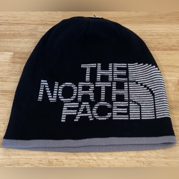THE NORTH FACE Reversible Highline Beanie Hat Cap OS Light Grey NWT perfect - Picture 3 of 8